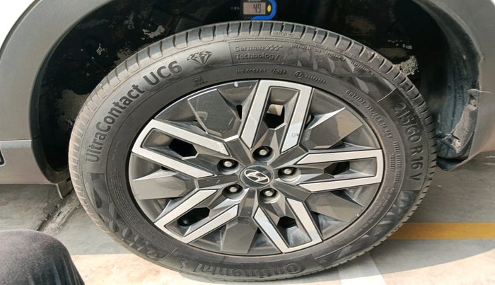 2021 Hyundai VENUE S 1.0 TURBO DCT, Petrol, Automatic, 99,960 km, tyre