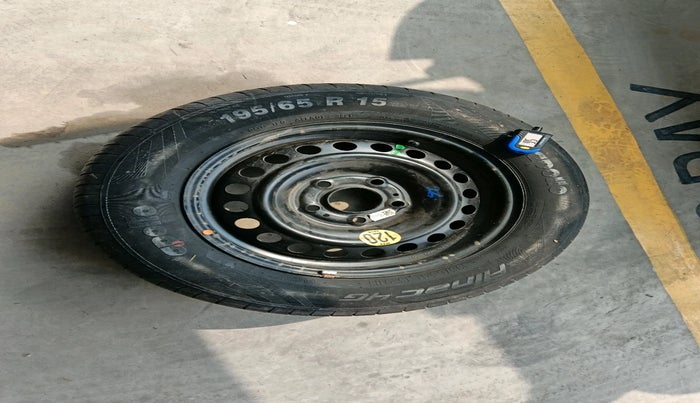 2021 Hyundai VENUE S 1.0 TURBO DCT, Petrol, Automatic, 99,960 km, tyre