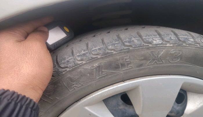 2011 Maruti Alto K10 VXI, Petrol, Manual, 68,192 km, tyre