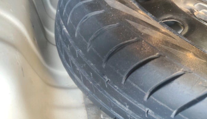 2011 Maruti Alto K10 VXI, Petrol, Manual, 68,192 km, tyre