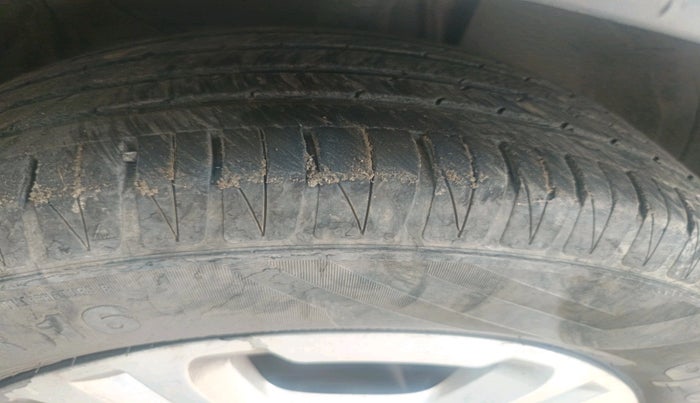 2021 KIA SONET HTX 1.5, Diesel, Manual, 42,087 km, tyre