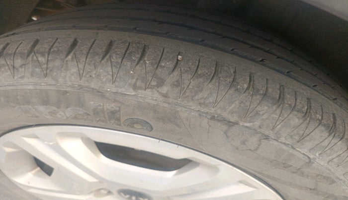 2021 KIA SONET HTX 1.5, Diesel, Manual, 42,087 km, tyre