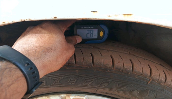 2013 Maruti Alto 800 LXI, Petrol, Manual, 44,064 km, tyre