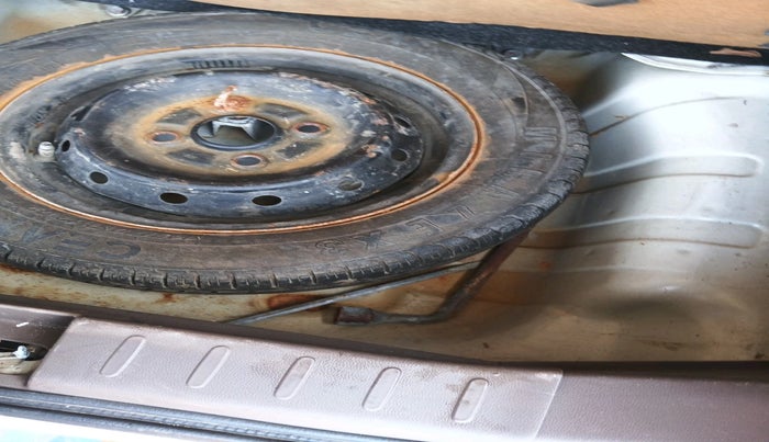 2013 Maruti Alto 800 LXI, Petrol, Manual, 44,064 km, tyre