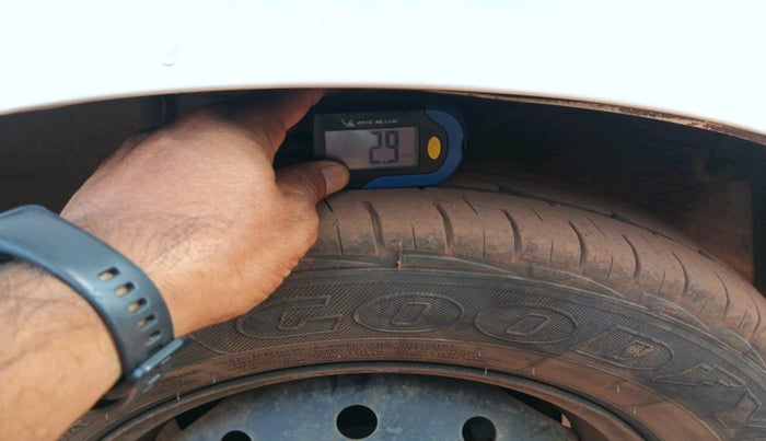 2013 Maruti Alto 800 LXI, Petrol, Manual, 44,064 km, tyre