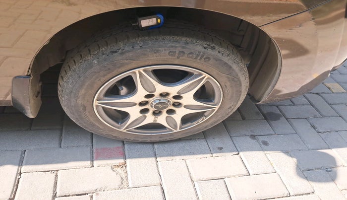 2011 Maruti Wagon R 1.0 LXI, Petrol, Manual, 19,837 km, tyre