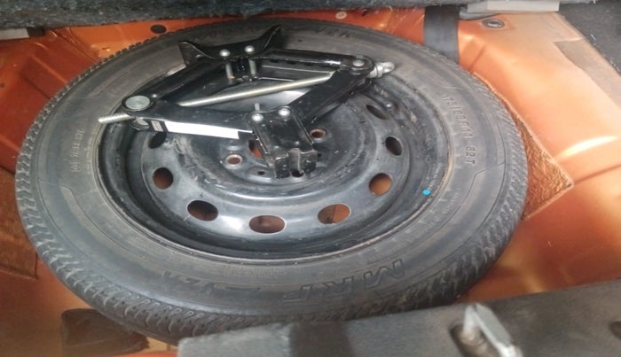 2016 Tata Tiago XT PETROL, Petrol, Manual, 75,866 km, tyre