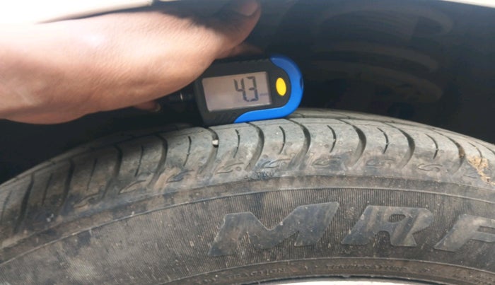 2018 Maruti Dzire ZXI PLUS AMT, Petrol, Automatic, 42,699 km, tyre