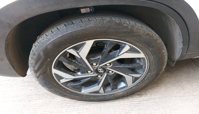 2022 Hyundai Creta SX 1.5 PETROL, Petrol, Manual, 334 km, tyre