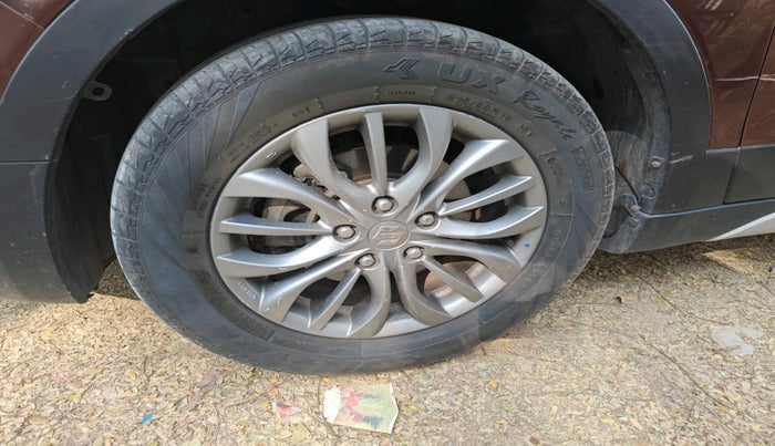 2016 Maruti S Cross ZETA 1.3, Diesel, Manual, 1,11,653 km, tyre