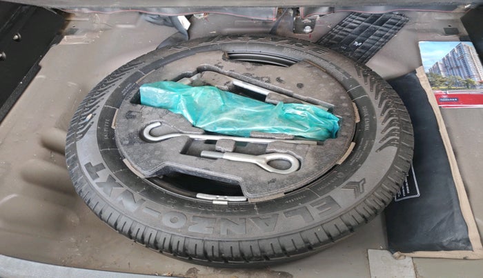 2016 Maruti S Cross ZETA 1.3, Diesel, Manual, 1,11,653 km, tyre