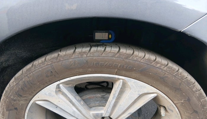 2015 Hyundai Elite i20 ASTA 1.4 CRDI, Diesel, Manual, 1,51,093 km, tyre