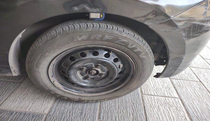 2014 Maruti Celerio VXI, Petrol, Manual, 75,270 km, tyre