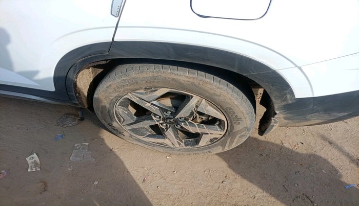 2023 Hyundai ALCAZAR 1.5 PRESTIGE EXE 7S, Diesel, Manual, 38,574 km, tyre