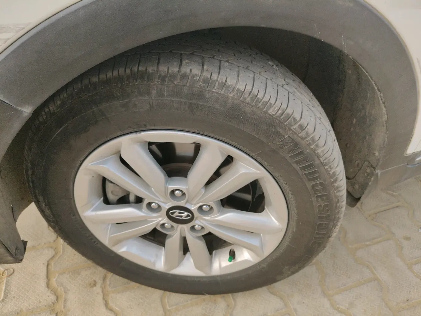 2017 Hyundai Creta SX 1.6 DIESEL, Diesel, Manual, 2,00,566 km, tyre