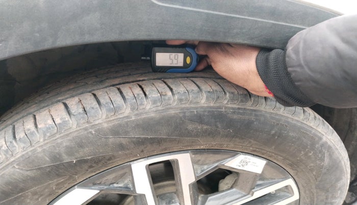 2023 Hyundai VENUE SX (O) 1.5 CRDI, Diesel, Manual, 17,543 km, tyre