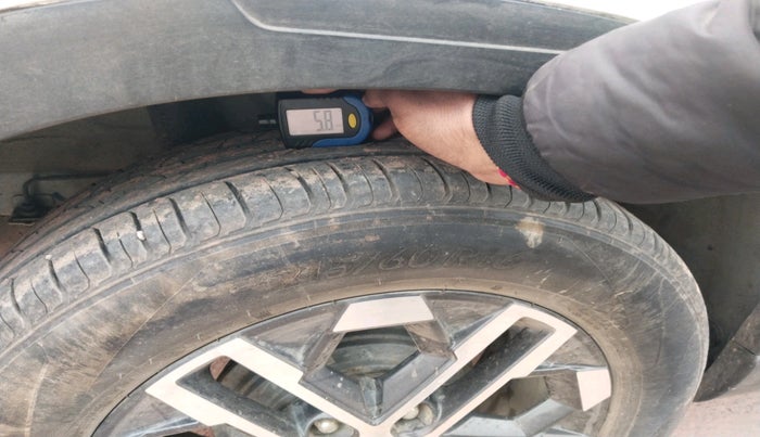 2023 Hyundai VENUE SX (O) 1.5 CRDI, Diesel, Manual, 17,543 km, tyre