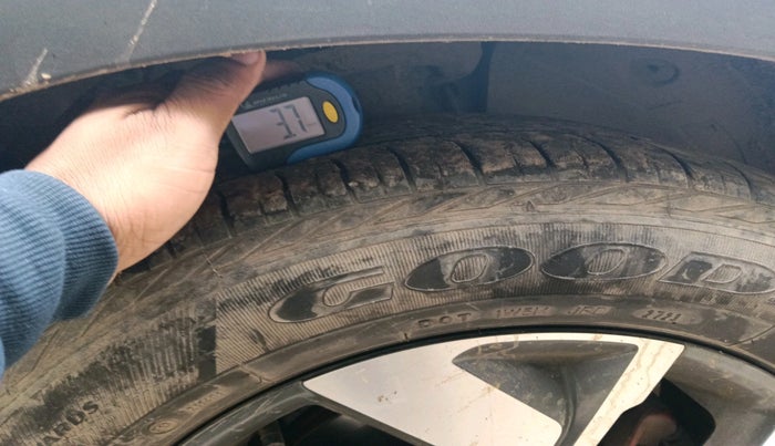 2021 KIA SONET GTX PLUS 1.5, Diesel, Manual, 1,19,429 km, tyre