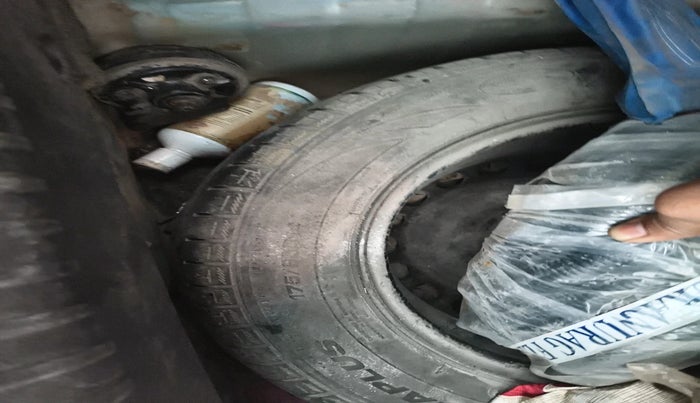 2014 Honda Amaze 1.2L I-VTEC SX, Petrol, Manual, 66,423 km, tyre