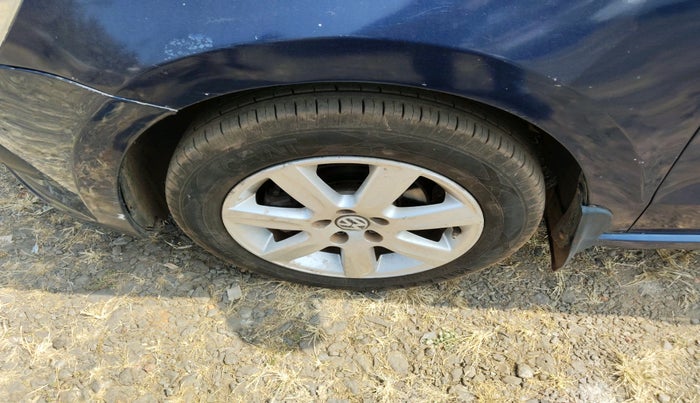 2011 Volkswagen Vento HIGHLINE DIESEL 1.6, Diesel, Manual, 1,51,858 km, tyre