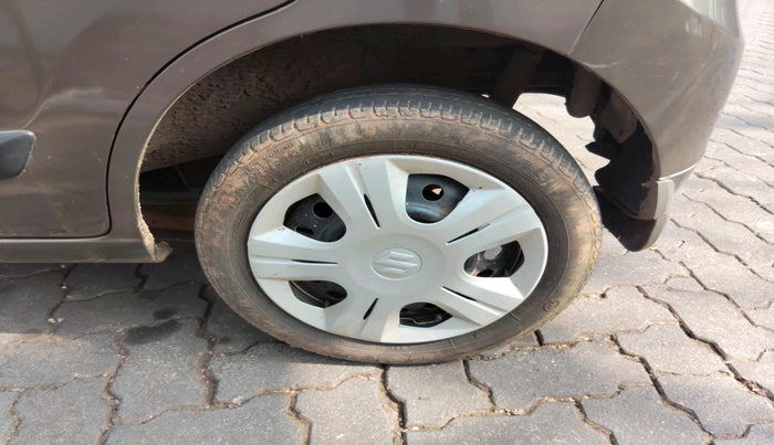 2013 Maruti Wagon R 1.0 VXI, Petrol, Manual, 32,796 km, tyre