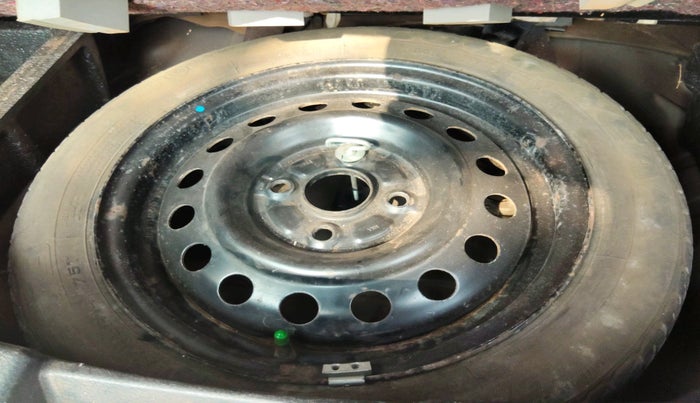 2013 Maruti Wagon R 1.0 VXI, Petrol, Manual, 32,796 km, tyre