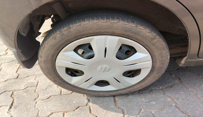 2013 Maruti Wagon R 1.0 VXI, Petrol, Manual, 32,796 km, tyre