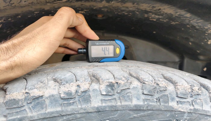 2021 Mahindra Thar LX D AT 4WD HT, Diesel, Automatic, 60,315 km, tyre