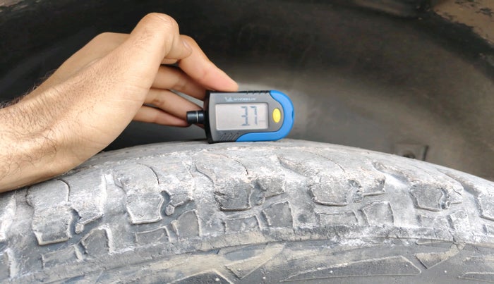 2021 Mahindra Thar LX D AT 4WD HT, Diesel, Automatic, 60,315 km, tyre