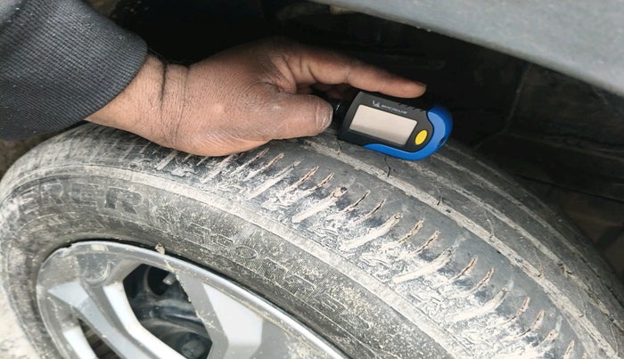 2023 Maruti BREZZA VXI S-CNG, Petrol, Manual, 33,815 km, tyre