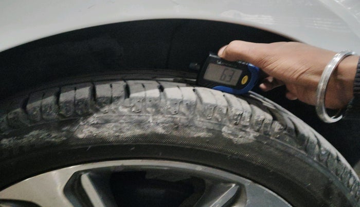 2017 Hyundai Verna 1.6 SX (O) CRDI MT, Diesel, Manual, 92,024 km, tyre