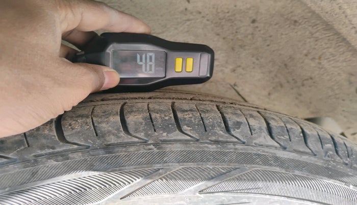 2011 Ford Figo ZXI 1.4 DIESEL, Diesel, Manual, 3,78,277 km, tyre