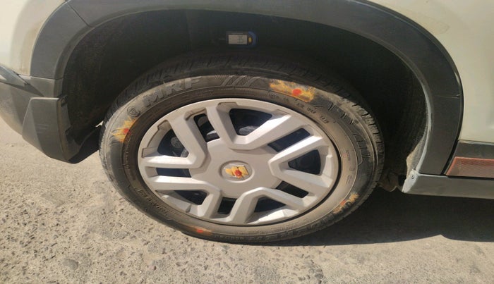 2020 Maruti Vitara Brezza VXI, Petrol, Manual, 97,038 km, tyre