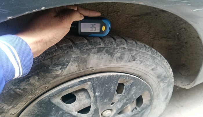 2011 Hyundai i10 MAGNA 1.2, Petrol, Manual, 65,750 km, tyre