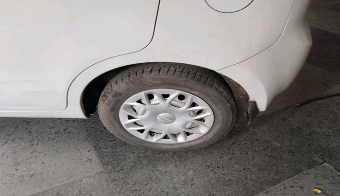 2013 Chevrolet Sail UVA 1.2 BASE, Petrol, Manual, 42,304 km, tyre