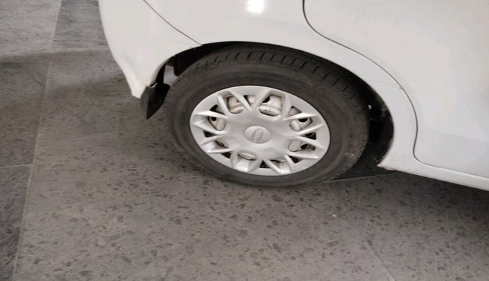 2013 Chevrolet Sail UVA 1.2 BASE, Petrol, Manual, 42,304 km, tyre