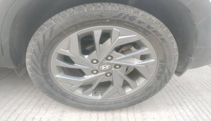 2020 Hyundai Creta SX 1.4 TURBO DCT, Petrol, Automatic, 1,21,068 km, tyre