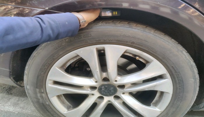 2012 Mercedes Benz E Class E200 CGI ELEGANCE, Petrol, Automatic, 51,292 km, tyre