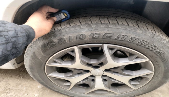 2023 Jeep MERIDIAN LIMITED PLUS 4X2 AT, Diesel, Automatic, 56,238 km, tyre