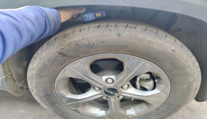 2024 KIA SELTOS  HTK PLUS 1.5 PETROL MT, Petrol, Manual, 15,404 km, tyre