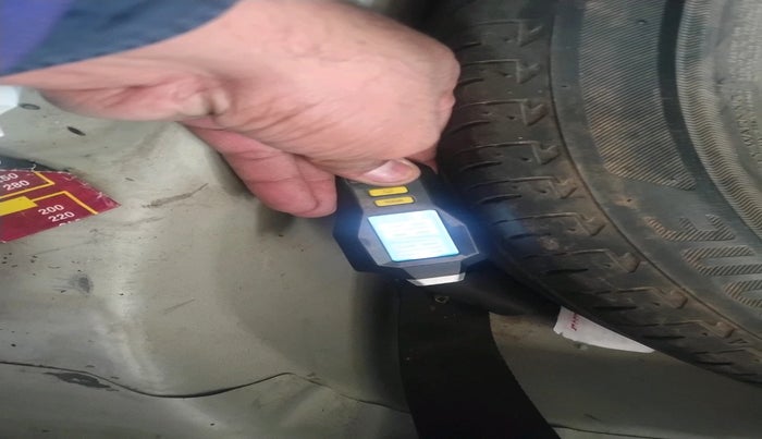 2017 Maruti IGNIS ZETA 1.2 AMT, Petrol, Automatic, 70,233 km, tyre