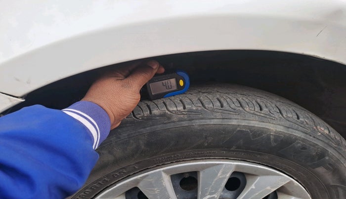 2017 Maruti Swift Dzire VDI, Diesel, Manual, 1,12,810 km, tyre