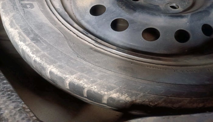 2013 Maruti Wagon R 1.0 VXI, Petrol, Manual, 34,216 km, tyre