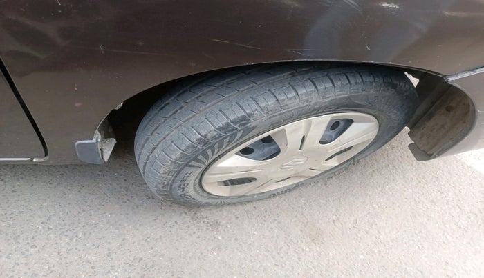2013 Maruti Wagon R 1.0 VXI, Petrol, Manual, 34,216 km, tyre