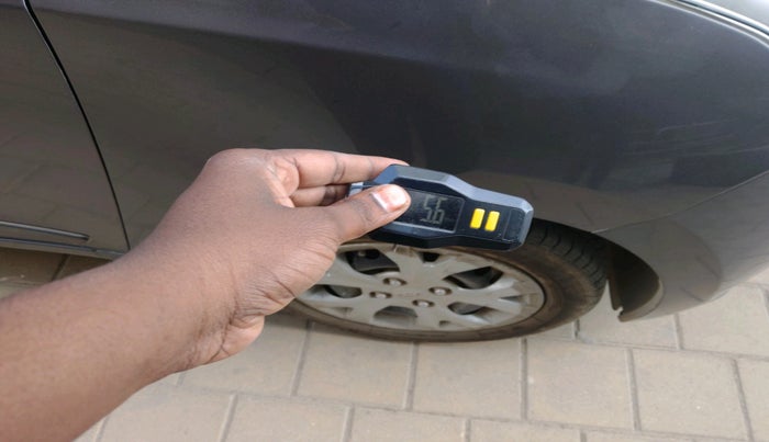 2014 Hyundai Grand i10 SPORTZ 1.2 KAPPA VTVT, Petrol, Manual, 47,904 km, tyre