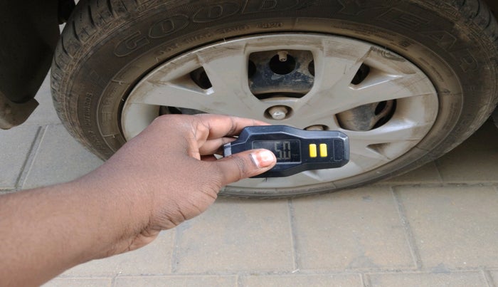 2014 Hyundai Grand i10 SPORTZ 1.2 KAPPA VTVT, Petrol, Manual, 47,904 km, tyre