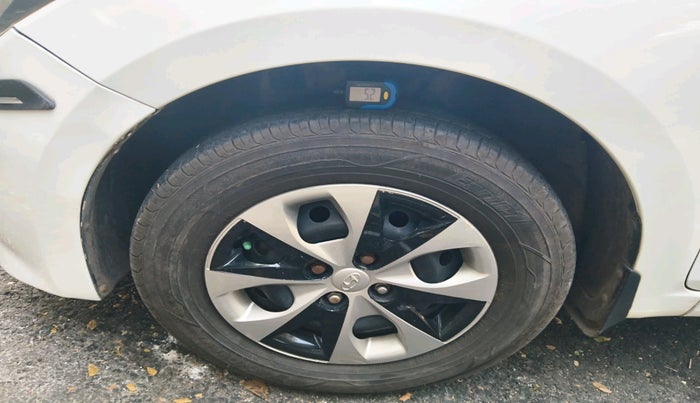 2014 Hyundai Elite i20 SPORTZ 1.2, Petrol, Manual, 91,117 km, tyre