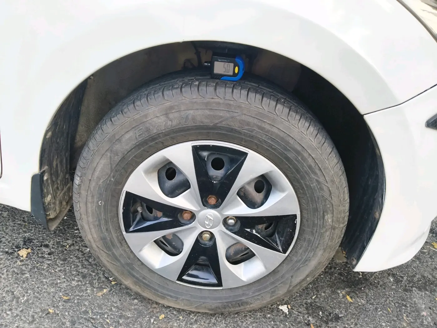 2014 Hyundai Elite i20 SPORTZ 1.2, Petrol, Manual, 91,117 km, tyre