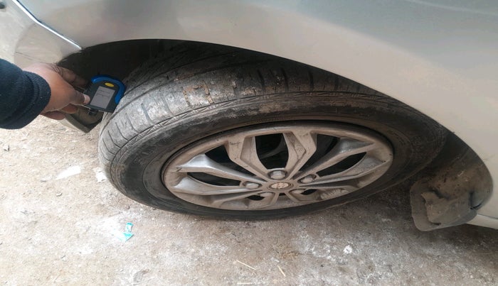 2018 Tata Tiago XZ PETROL, Petrol, Manual, 85,242 km, tyre