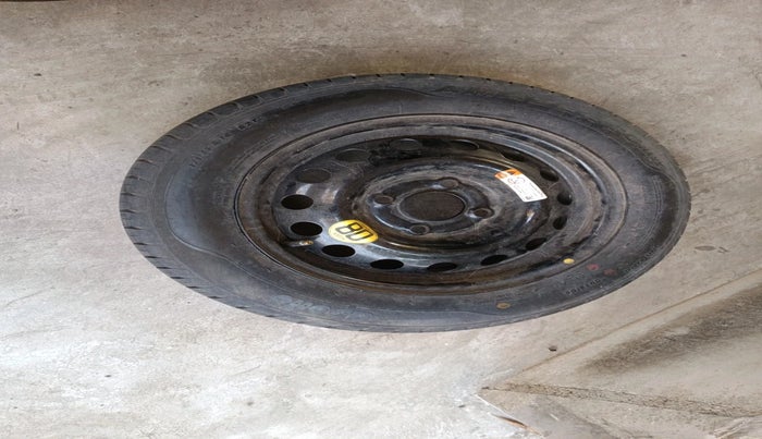 2019 Ford FREESTYLE TITANIUM 1.2 PETROL, Petrol, Manual, 97,554 km, tyre